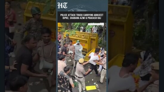 Police Stop Truck Carrying Abhijeet Dipke, Shabana Azmi & Prakash Raj During Major Protest