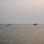 হরমুজে ফের আক্রান্ত দুটি ট্যাঙ্কার, মার্কিন সামরিক ঘাঁটিতে পাল্টা হামলা ইরানের