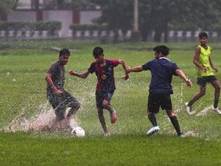 দক্ষিণের ৬ জেলায় ভারী বর্ষণের সতর্কতা, উত্তরবঙ্গে পরিবর্তনের ইঙ্গিত (ছবিটি প্রতীকী, সৌজন্যে পিটিআই)