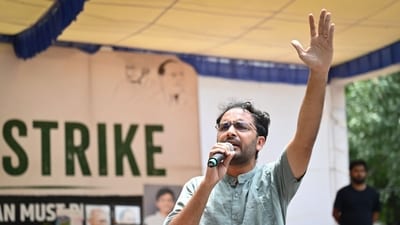 Ashutosh Ranka, CJP spokesperson during a protest at Jantar Mantar in New Delhi. (Hindustan Times)