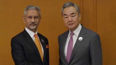 External affairs minister S Jaishankar with his Chinese counterpart, Wang Yi. (X) External affairs minister S Jaishankar with his Chinese counterpart, Wang Yi. (X)