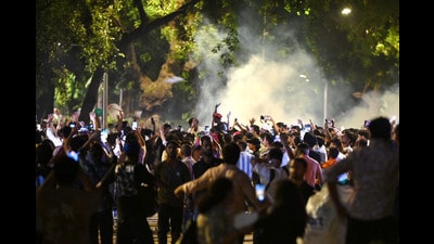 Protesters and security personnel clashed at Sansad Marg, near The Park hotel, on Wednesday evening. (Hindustan Times/Ishant Chauhan) Protesters and security personnel clashed at Sansad Marg, near The Park hotel, on Wednesday evening. (Hindustan Times/Ishant Chauhan)
