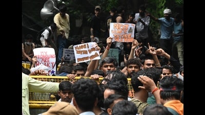 Protesters at Jantar Mantar, New Delhi, on Wednesday. (Vipin Kumar/Hindustan Times)