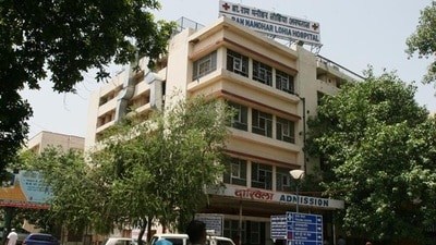 Woman, identified as Sakshi, 21, was injured during July 20 ‘Sansad Chalo’ agitation. (HT Archive)