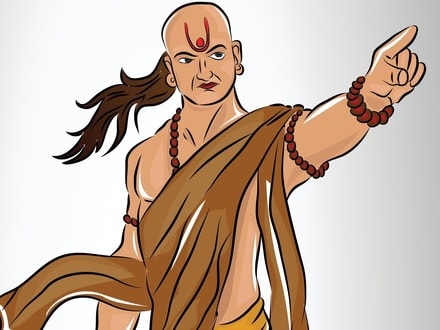 డబ్బు కాదు.. జీవితాన్ని కాపాడేది ఈ 4 మిత్రులే: చాణక్య నీతి