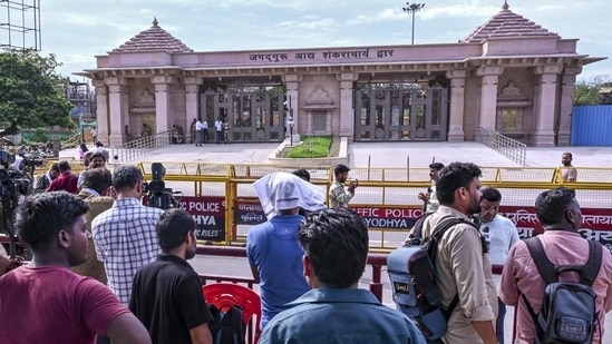The financial scrutiny aims to determine whether any kin of the accused made sudden or disproportionate investments after the alleged thefts from the temple’s donation counting system came to light.