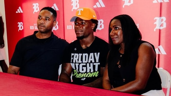Five-star running back David Gabriel Georges announced his commitment to the Tennessee Volunteers