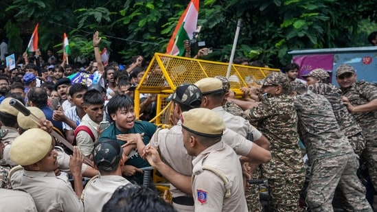 Images of detention, lathi-charge or unnecessary confrontation often generate the sympathy that struggling movements initially lack.