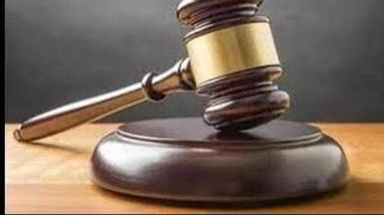 Noida’s case pendency is overwhelmingly driven by criminal cases. Civil cases account for less than 30,000 of the pending total disputes while criminal cases stood at a whopping around 8.89 lakh (889,000). (REPRESENTATIVE IMAGE)