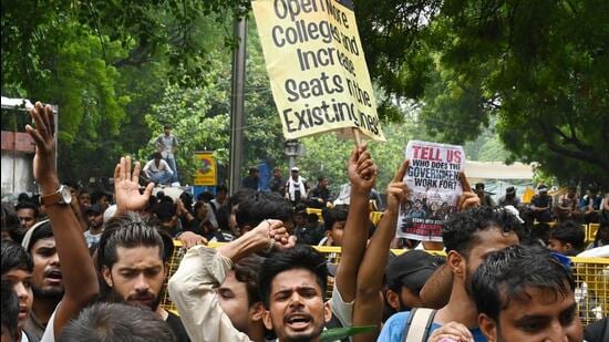 Supporters of the Cockroach Janta Party at Jantar Mantar on Wednesday. (Hindustan Times/Vipin Kumar)