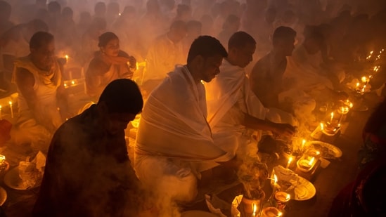 A guide to Bhakti for beginners.