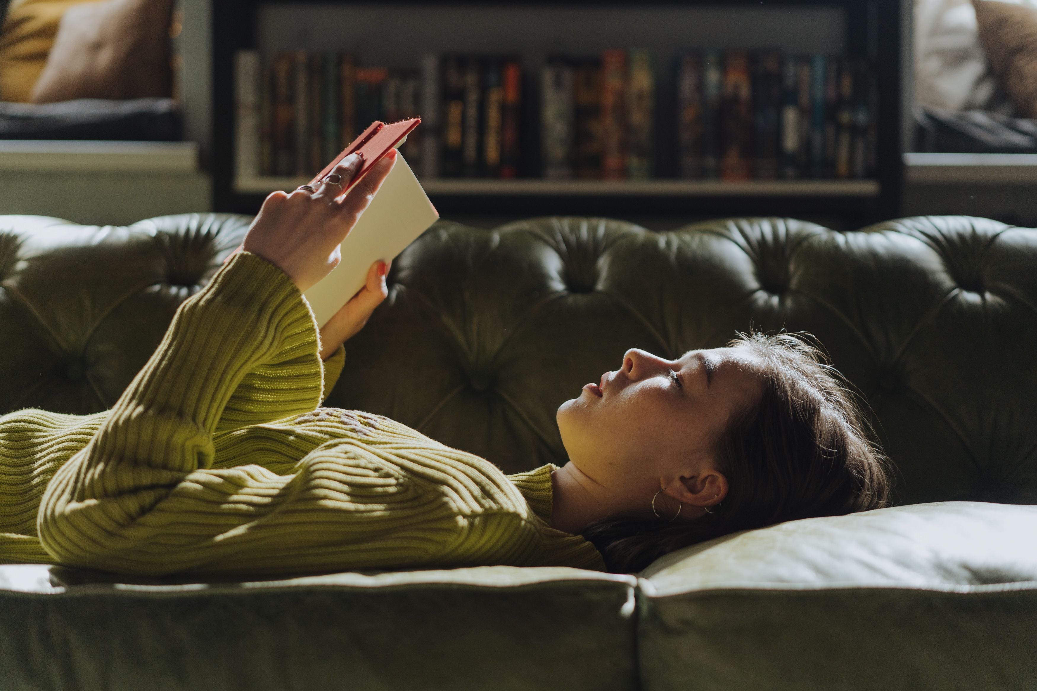 Reading helps strengthen the brain. (Pexel) Reading helps strengthen the brain. (Pexel)