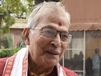 Murli Manohar Joshi’s outreach comes amid escalating tensions at Jantar Mantar, where thousands of students and youth representatives continue to stage a sit-in (Hindustan Times)