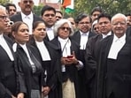 Advocates gather on the Supreme Court premises to read the Preamble to the Constitution in solidarity with protesting students and against the alleged police action at Jantar Mantar.
