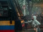 Ahir was walking from Kohinoor Square in Dadar towards Shivaji Park when she noticed the police van filled with detainees.