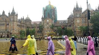 Local authorities have advised citizens to avoid venturing into waterlogged areas and strictly adhere to official travel advisories. (Representational Photo/ Bhushan Koyande/HT Photo)
