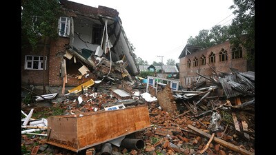 Demolished house of Adil Thokar, a Lashkar-e-Taiba (LeT) terrorist, in Gurree village of Anantnag district, on Thursday. (Waseem Andrabi/HT)