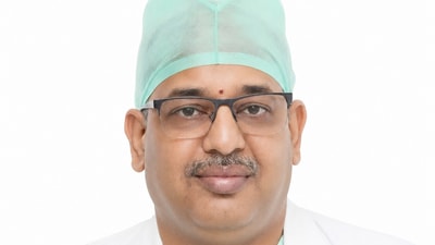 హైదరాబాద్లోని యశోద హాస్పిటల్స్ సీనియర్ కన్సల్టెంట్ ఆర్థోపెడిక్ సర్జన్ డాక్టర్ దశరథ రామిరెడ్డి తేతలి హైదరాబాద్లోని యశోద హాస్పిటల్స్ సీనియర్ కన్సల్టెంట్ ఆర్థోపెడిక్ సర్జన్ డాక్టర్ దశరథ రామిరెడ్డి తేతలి