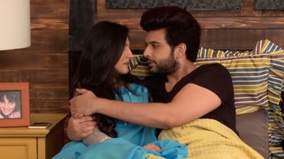 Karan Kundrra and Saanvie Tallwar in a still from the show Yeh Kahan Aa Gaye Hum. Karan Kundrra and Saanvie Tallwar in a still from the show Yeh Kahan Aa Gaye Hum.