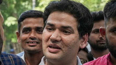 সিজেপি-র মুখপাত্র পদ থেকে ছাঁটাই হতেই বিস্ফোরক বিজেতা দহিয়া (PTI) সিজেপি-র মুখপাত্র পদ থেকে ছাঁটাই হতেই বিস্ফোরক বিজেতা দহিয়া (PTI)