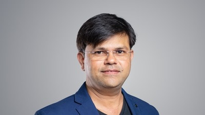 కోటక్ సెక్యూరిటీస్ ఈక్విటీ రీసెర్చ్ హెడ్ శ్రీకాంత్ చౌహాన్ కోటక్ సెక్యూరిటీస్ ఈక్విటీ రీసెర్చ్ హెడ్ శ్రీకాంత్ చౌహాన్