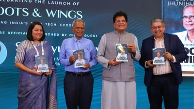 Among the dignitaries present at the event was Commerce Minister Piyush Goyal, who also delivered a special address and spoke about how he has time and again looked to Dr Jhunjhunwala for guidance and support. (via LinkedIn) Among the dignitaries present at the event was Commerce Minister Piyush Goyal, who also delivered a special address and spoke about how he has time and again looked to Dr Jhunjhunwala for guidance and support. (via LinkedIn)