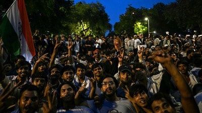 CJP Nationwide Protest: విద్యార్థులపై దాడికి నిరసనగా రేపు సీజేపీ దేశవ్యాప్త ఆందోళనలు (AFP) CJP Nationwide Protest: విద్యార్థులపై దాడికి నిరసనగా రేపు సీజేపీ దేశవ్యాప్త ఆందోళనలు (AFP)