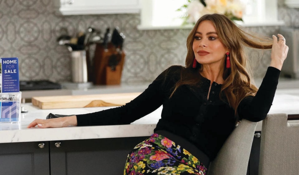 Who doesn’t love Gloria Pritchett’s Latina accent, quick wit and fierce protectiveness of everyone? Who doesn’t love Gloria Pritchett’s Latina accent, quick wit and fierce protectiveness of everyone?