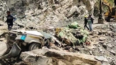 Lahaul Spiti, Jul 24 (ANI): 13 dead after massive boulders crushed a Tata Sumo following a sudden hillside collapse near Kadu Nallah, in Lahaul Spiti on Friday. (District Administration of Lahaul and Spiti/ANI Video Grab) Lahaul Spiti, Jul 24 (ANI): 13 dead after massive boulders crushed a Tata Sumo following a sudden hillside collapse near Kadu Nallah, in Lahaul Spiti on Friday. (District Administration of Lahaul and Spiti/ANI Video Grab)