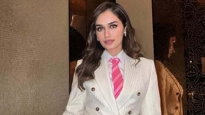 Manushi Chhillar Manushi Chhillar
