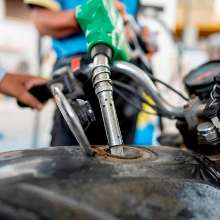 Pump dealers seek SOP and tools for ethanol-blended petrol testing | India News