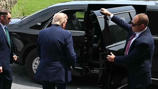 An unverified video claiming to show Donald Trump falling while getting into a limousine has gone viral.