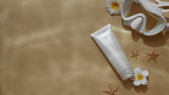 Gel sunscreen for humid weather
