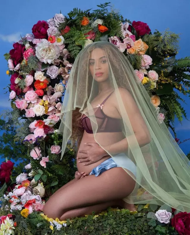 Beyoncé’s pregnancy post on Instagram; 2017. Beyoncé’s pregnancy post on Instagram; 2017.