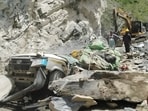According to police, the vehicle, bearing registration number HP-01M-2210, was travelling from Kullu to Pangi valley with 13 people on board. (HT Photo)