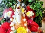 జూలై 29 గురు పౌర్ణమి.. తప్పక పఠించాల్సిన శక్తివంతమైన గురు శ్లోకాలు!(pinterest)