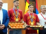 Spain midfielders Fabián Ruiz and Gavi were honoured with tomatoes matching their body weight