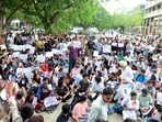 The protest at Sector 17 entered its sixth day on Friday. (Ravi Kumar/ht)