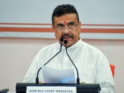 সেবাশ্রয় শিবিরকে ঘিরে ওঠা দুর্নীতির অভিযোগ নিয়ে শনিবার বিধানসভায় বড় ঘোষণা করতে চলেছেন মুখ্যমন্ত্রী শুভেন্দু অধিকারী।