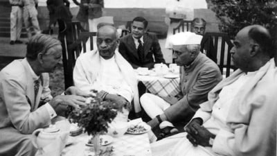 The fact of Sardar Patel’s reflexive act of statesmanship in seeking to leave office sends a powerful message — resignations are meant to be given, not extorted. They are meant to be treated as something beyond office-holding or office-leaving. (HT Archive) The fact of Sardar Patel’s reflexive act of statesmanship in seeking to leave office sends a powerful message — resignations are meant to be given, not extorted. They are meant to be treated as something beyond office-holding or office-leaving. (HT Archive)