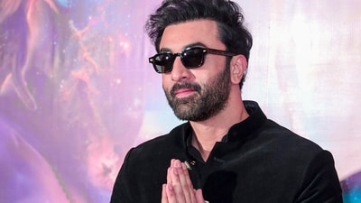 पोस्टपोन होने के बाद फिर ऑनलाइन लीक हुआ रामायण का ट्रेलर; प्रशंसकों ने निर्माताओं से रणबीर कपूर, यश की फिल्म का प्रोमो जारी करने का आग्रह किया