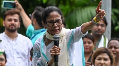 Trinamool Congress (TMC) chief and former West Bengal chief minister Mamata Banerjee is likely to join the Cockroach Janata Party's protest in Jantar Mantar on Monday. (Samir Jana/HT Photo) Trinamool Congress (TMC) chief and former West Bengal chief minister Mamata Banerjee is likely to join the Cockroach Janata Party's protest in Jantar Mantar on Monday. (Samir Jana/HT Photo)
