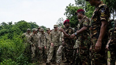 মহড়ায় অংশ নিচ্ছে বাংলাদেশ সেনাবাহিনীর বিশেষ বাহিনী প্যারা কমান্ডো ব্রিগেড এবং মার্কিন সেনাবাহিনীর ইউএস আর্মি প্যাসিফিক (USARPAC)।