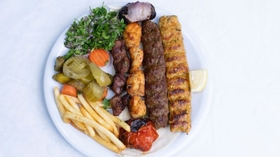 Ranveer Brar's chicken cheese garlic kebab recipe is perfect for monsoon evenings and weekend feasts. (Pexel) Ranveer Brar's chicken cheese garlic kebab recipe is perfect for monsoon evenings and weekend feasts. (Pexel)