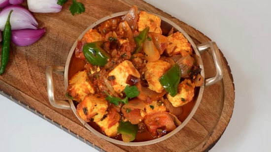 Kunal Kapur's paneer shimla mirch recipe is comfort in a bowl.