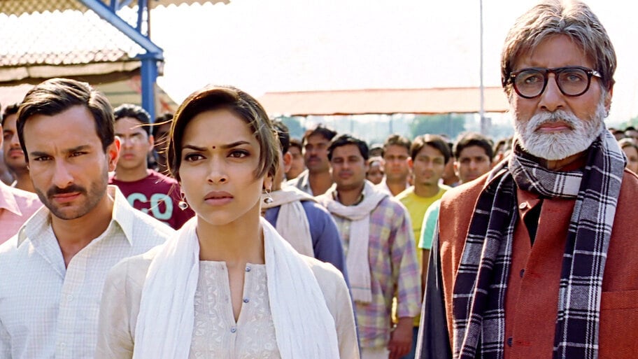 Aarakshan starring Deepika Padukone and Amitabh Bachchan Aarakshan starring Deepika Padukone and Amitabh Bachchan