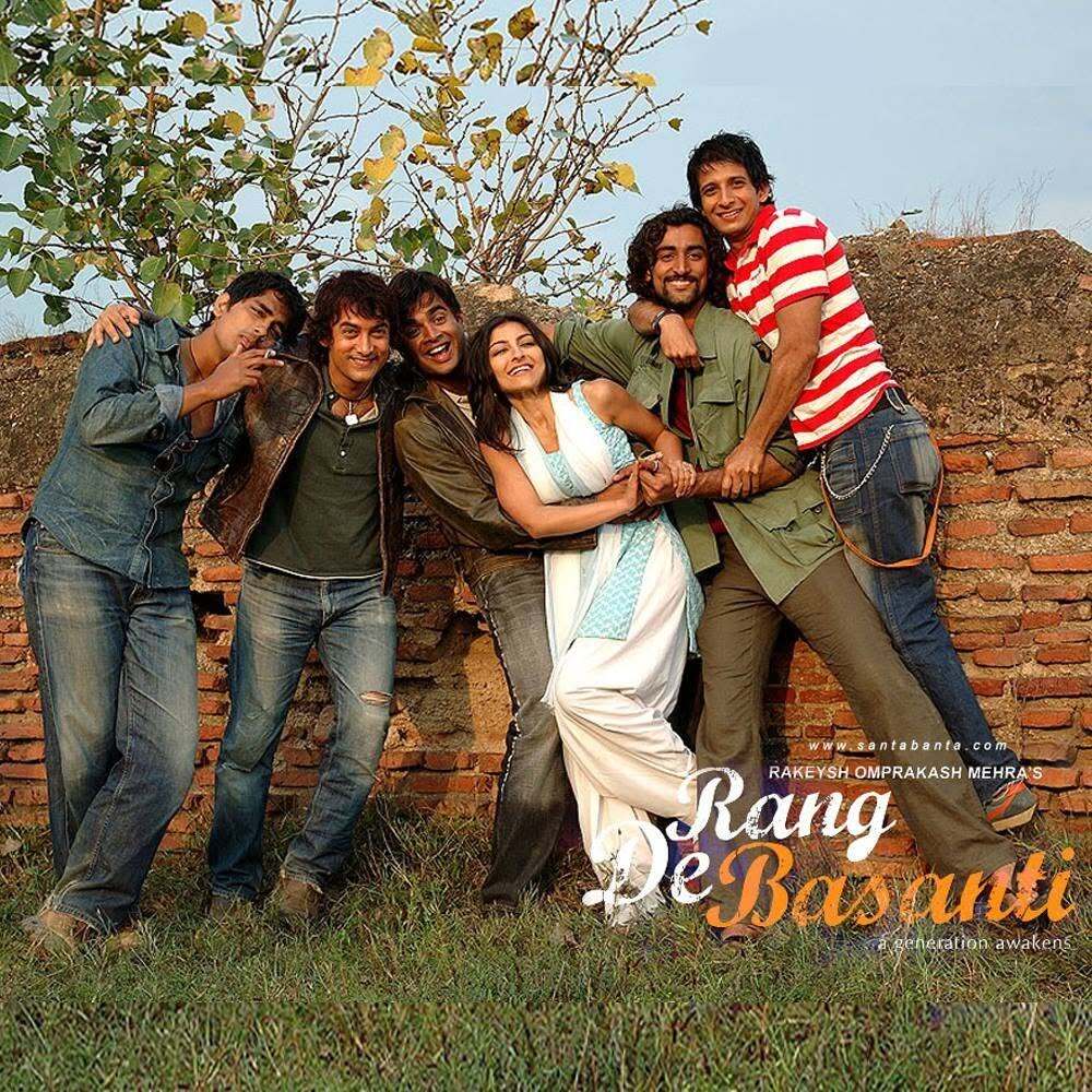 Rang De Basanti starred Aamir Khan, Siddharth, R Madhavan, Soha Ali Khan, Kunal Kapoor, Sharman Joshi in the lead. Rang De Basanti starred Aamir Khan, Siddharth, R Madhavan, Soha Ali Khan, Kunal Kapoor, Sharman Joshi in the lead.