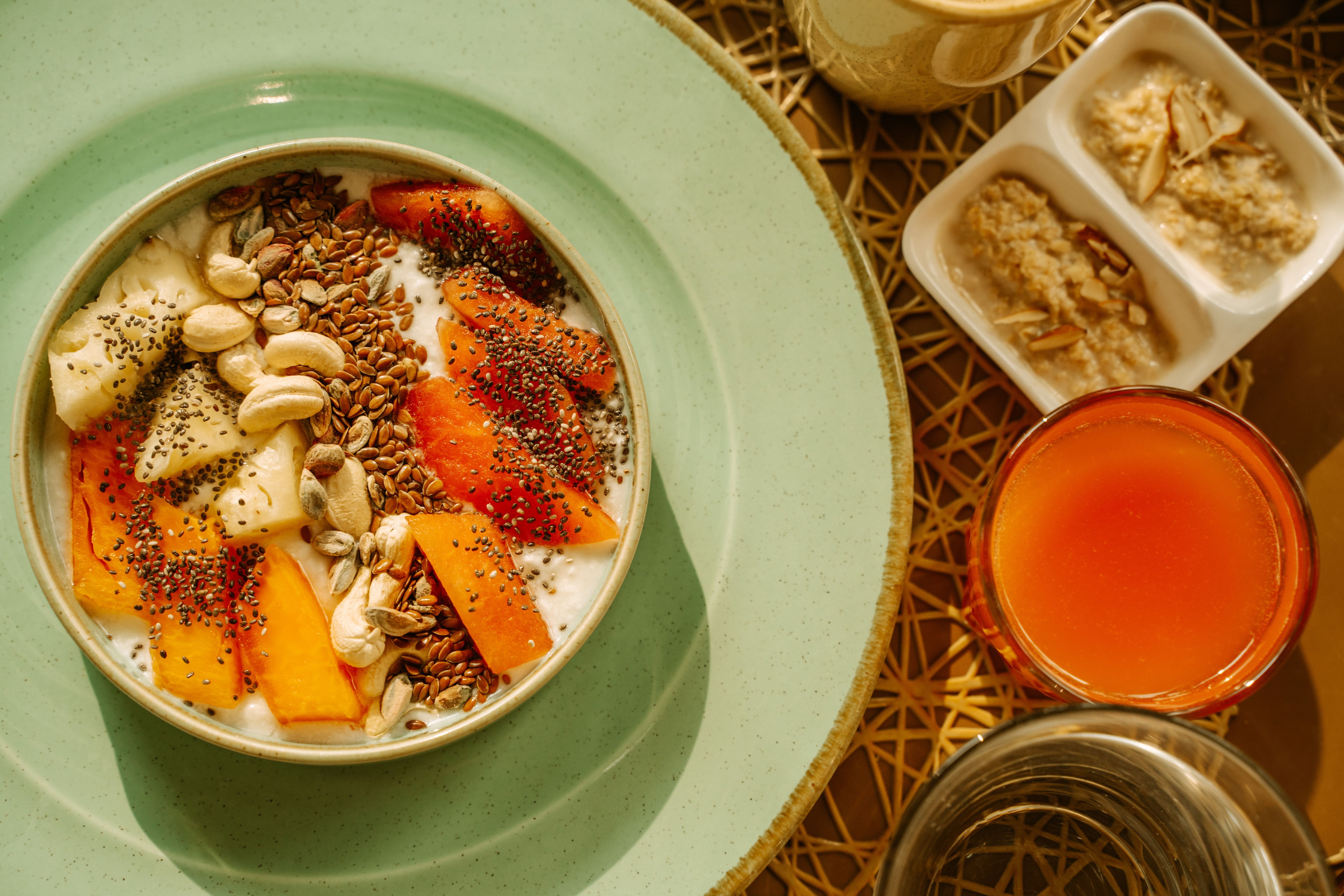Eating balanced meals with enough protein and healthy fats helps the skin’s natural repair process. (Pexel) Eating balanced meals with enough protein and healthy fats helps the skin’s natural repair process. (Pexel)