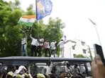 Police personnel and protesters in Lucknow on Saturday. (Deepak Gupta/HT)