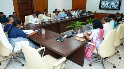 మంత్రి సీతక్క సమీక్ష మంత్రి సీతక్క సమీక్ష